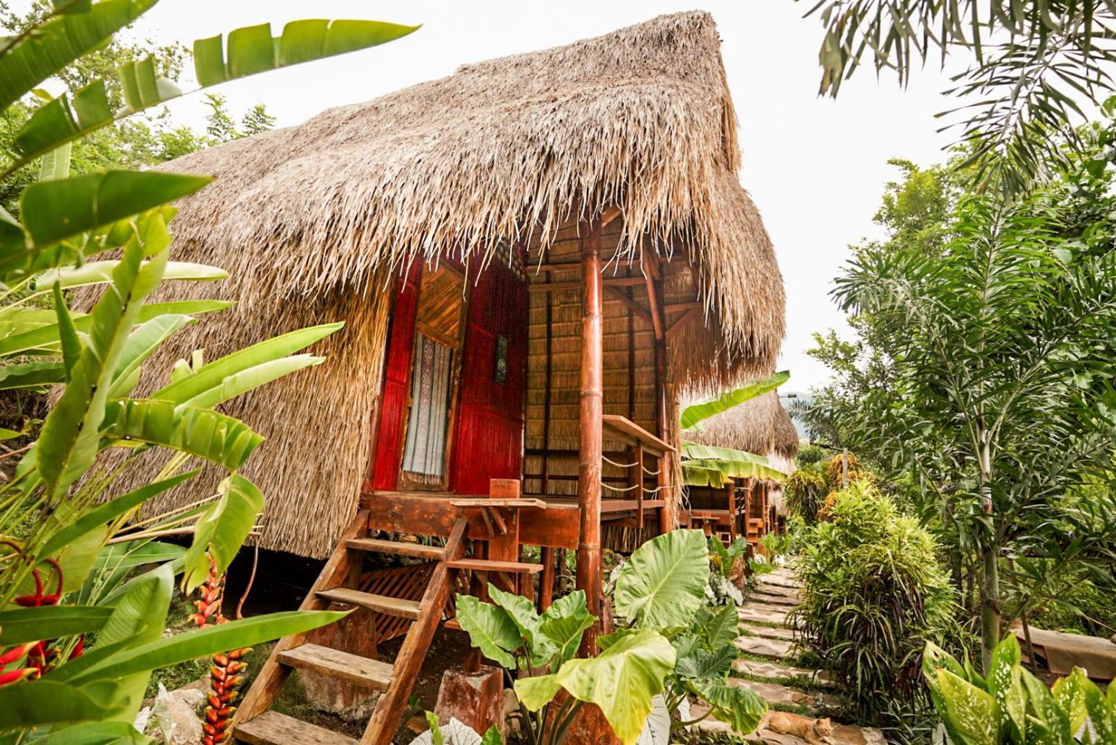 Sten Lodge Лабуан-Бахо Экстерьер фото