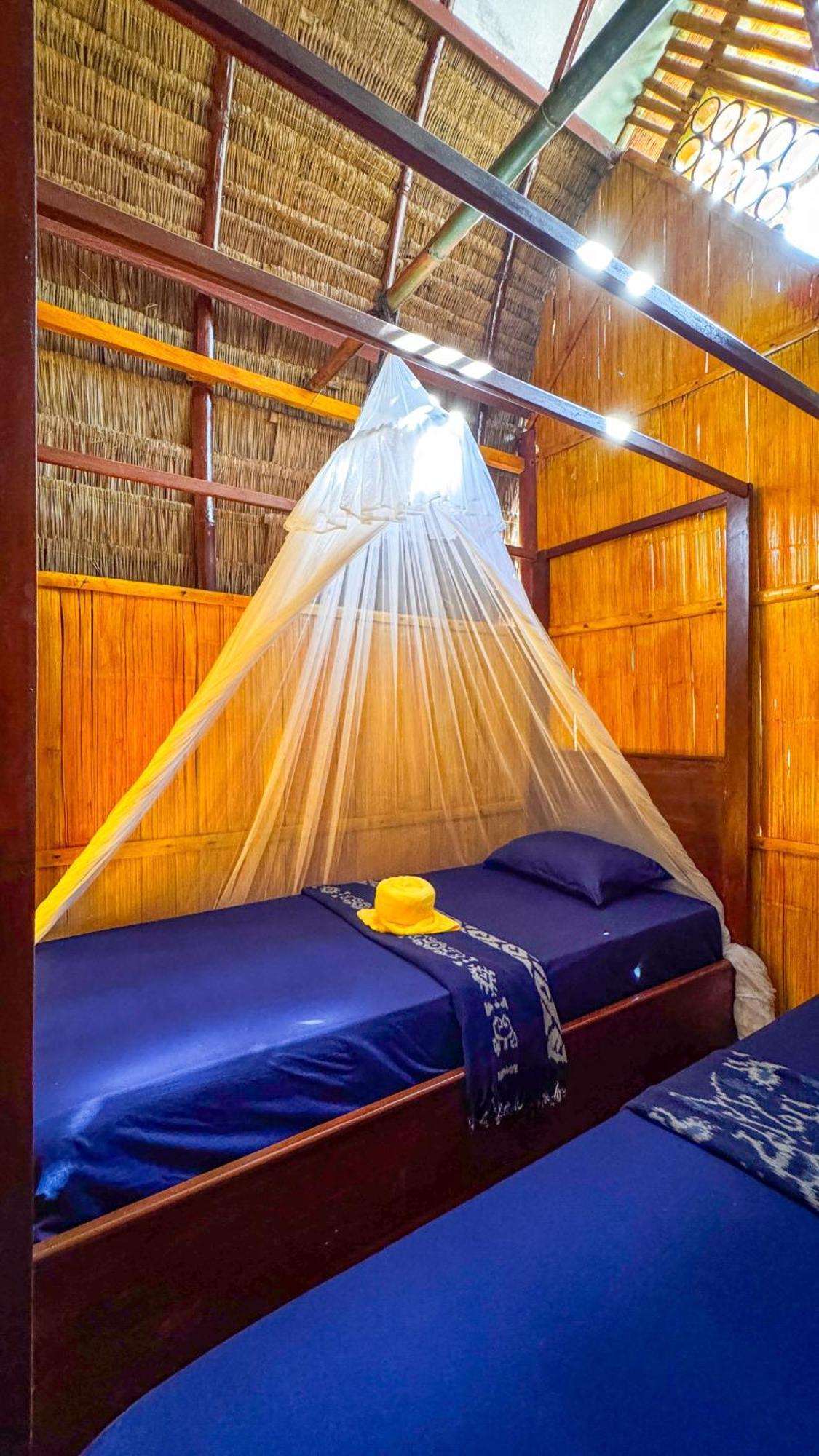 Sten Lodge Лабуан-Бахо Экстерьер фото